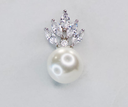 Goutte De Perle Earrings