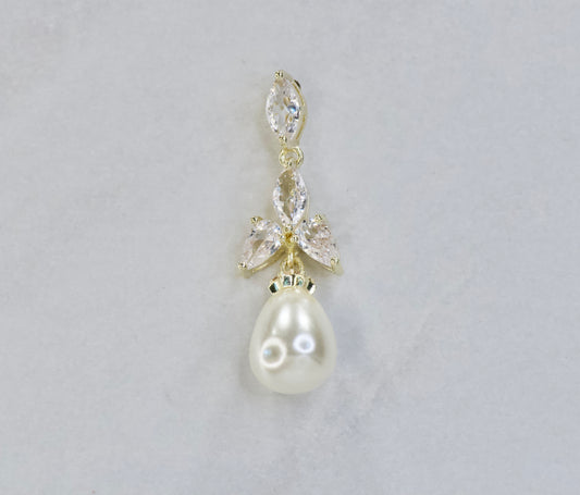 Jolie Dame Earrings