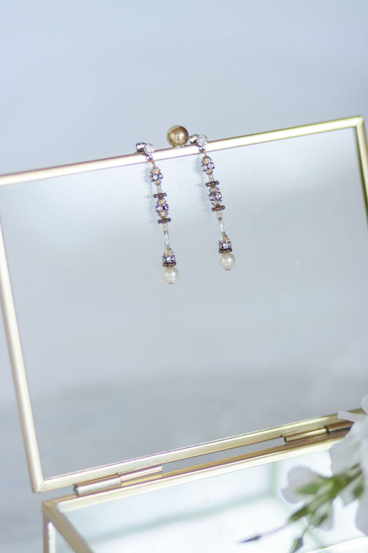Haute Tour Ornée De Joyaux Earrings