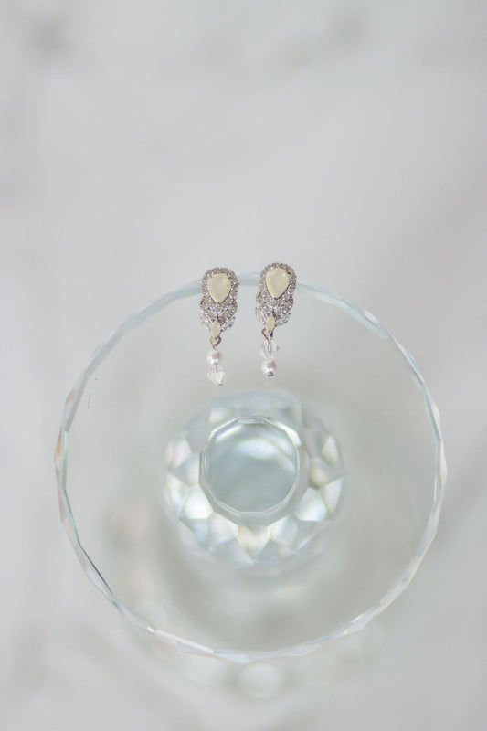 Poire Blanche Earrings