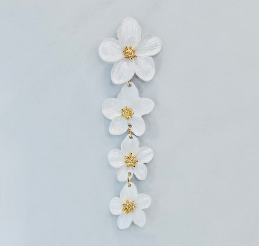 Fleur Blanche Earrings